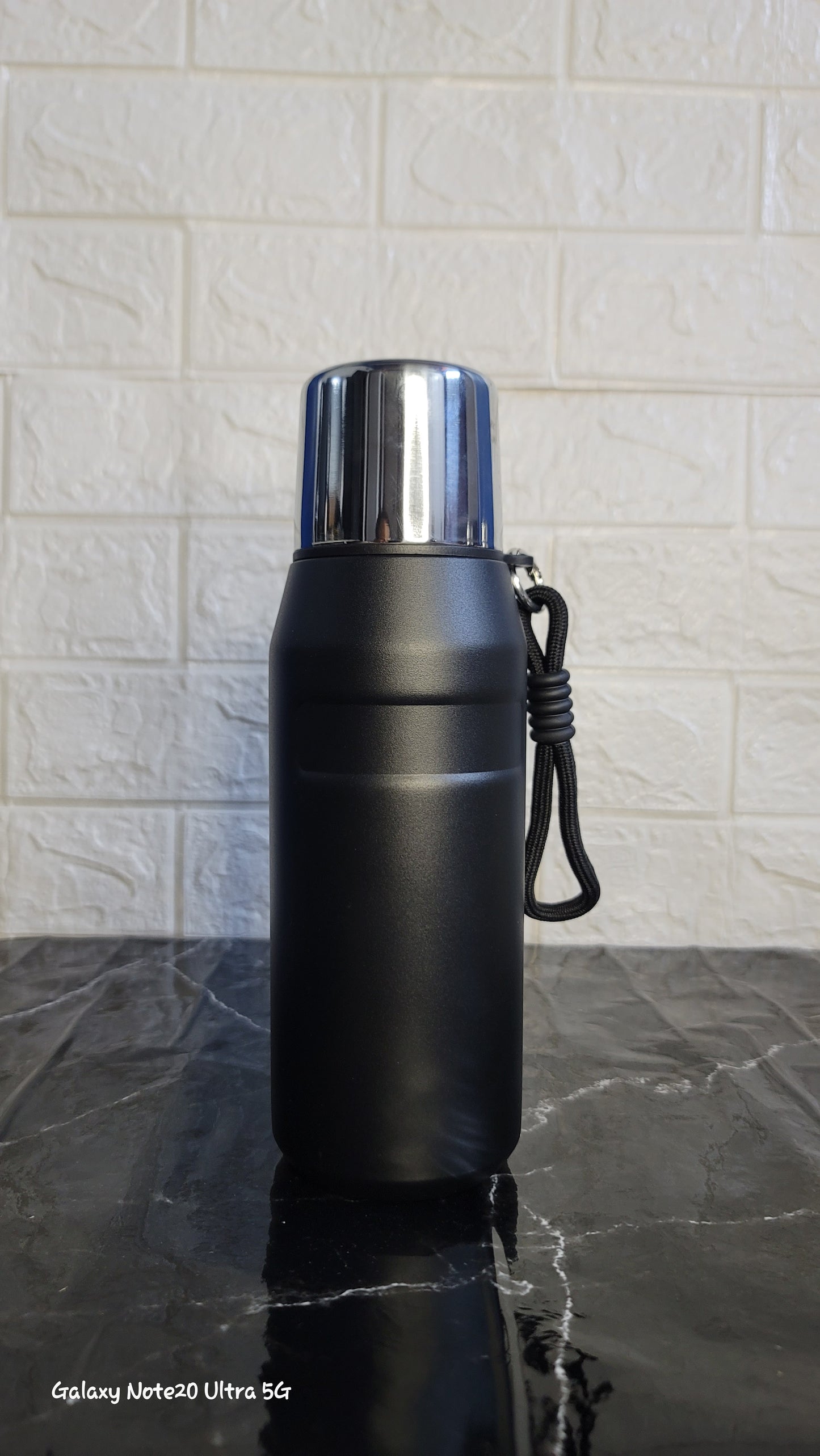 Premium 650ml Vacuum Bottles – Hot & Cold Stainless Steel Thermos