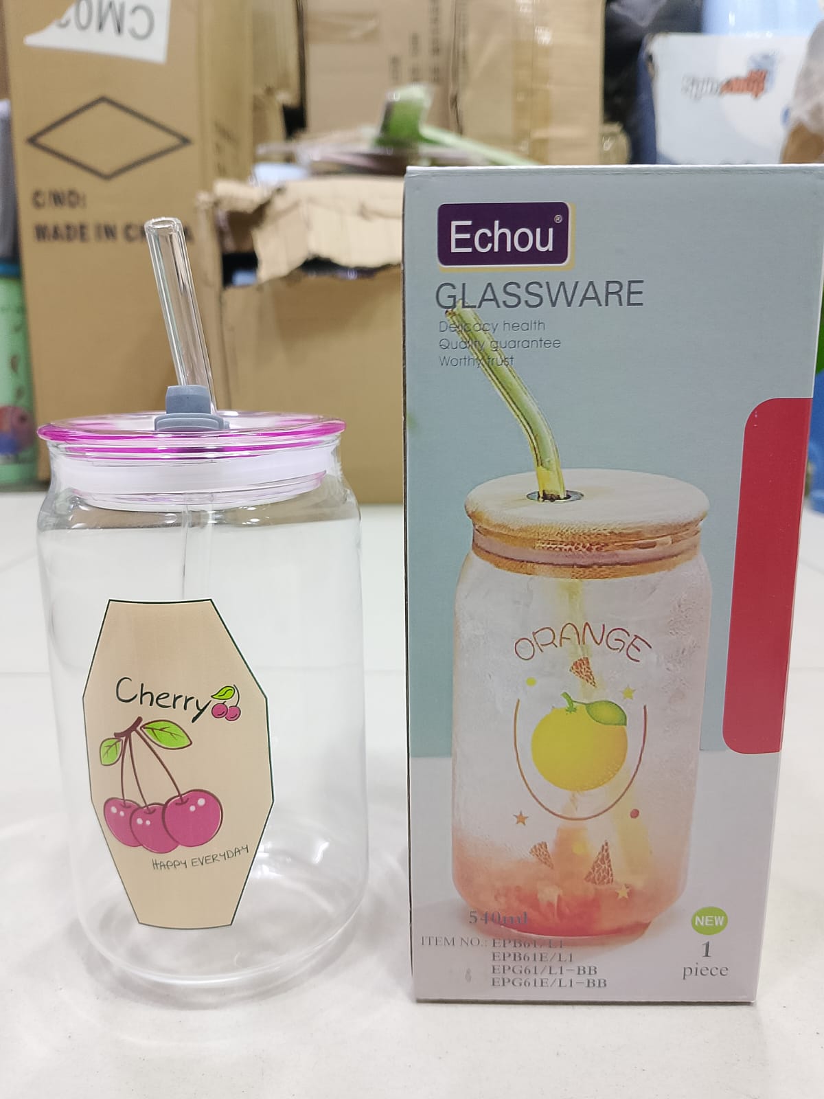 Stylish Borosilicate Glass Sipper with Straw – 540ml (Eco-Friendly & Durable)