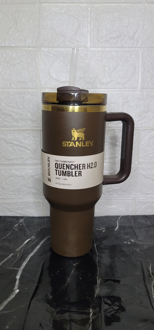 Stanley The Quencher H2.0 FlowState™ Tumbler - 20oz Bronze Gold Edition